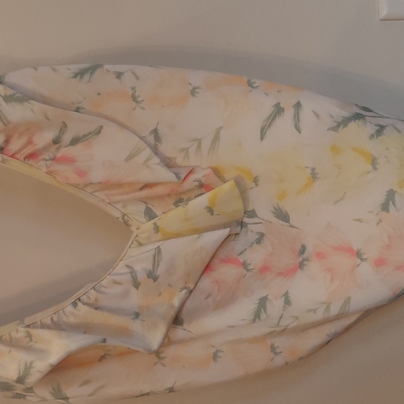 VICTORIAS SECRET ONE PIECE LARGE - Picture 2 of 8